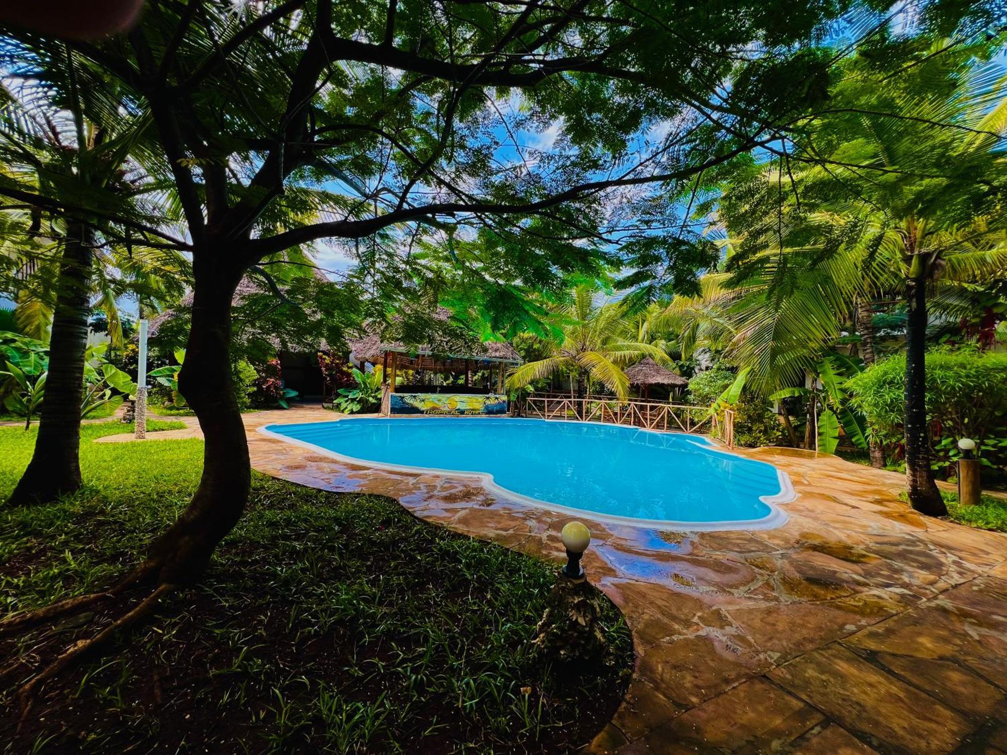 Tropical Nungwi Hotel Kültér fotó
